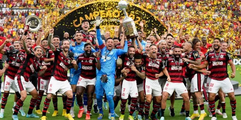 Flamengo - Đội bóng giàu truyền thống và có lượng người hâm mộ lớn nhất Brazil