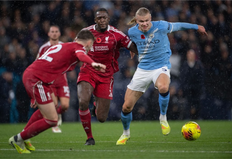 Liverpool đại chiến với Manchester City